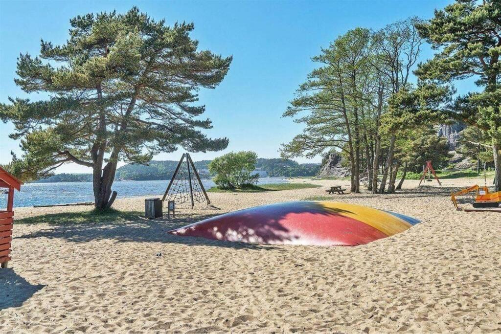 Nybygd Feriebolig Rett Ved Strand Til Leie! Kristiansand Exterior foto